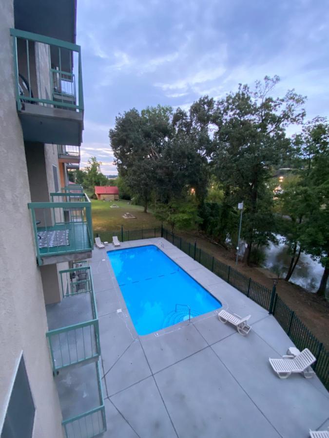 River Place Condos #504 2Bd 鸽子谷 外观 照片